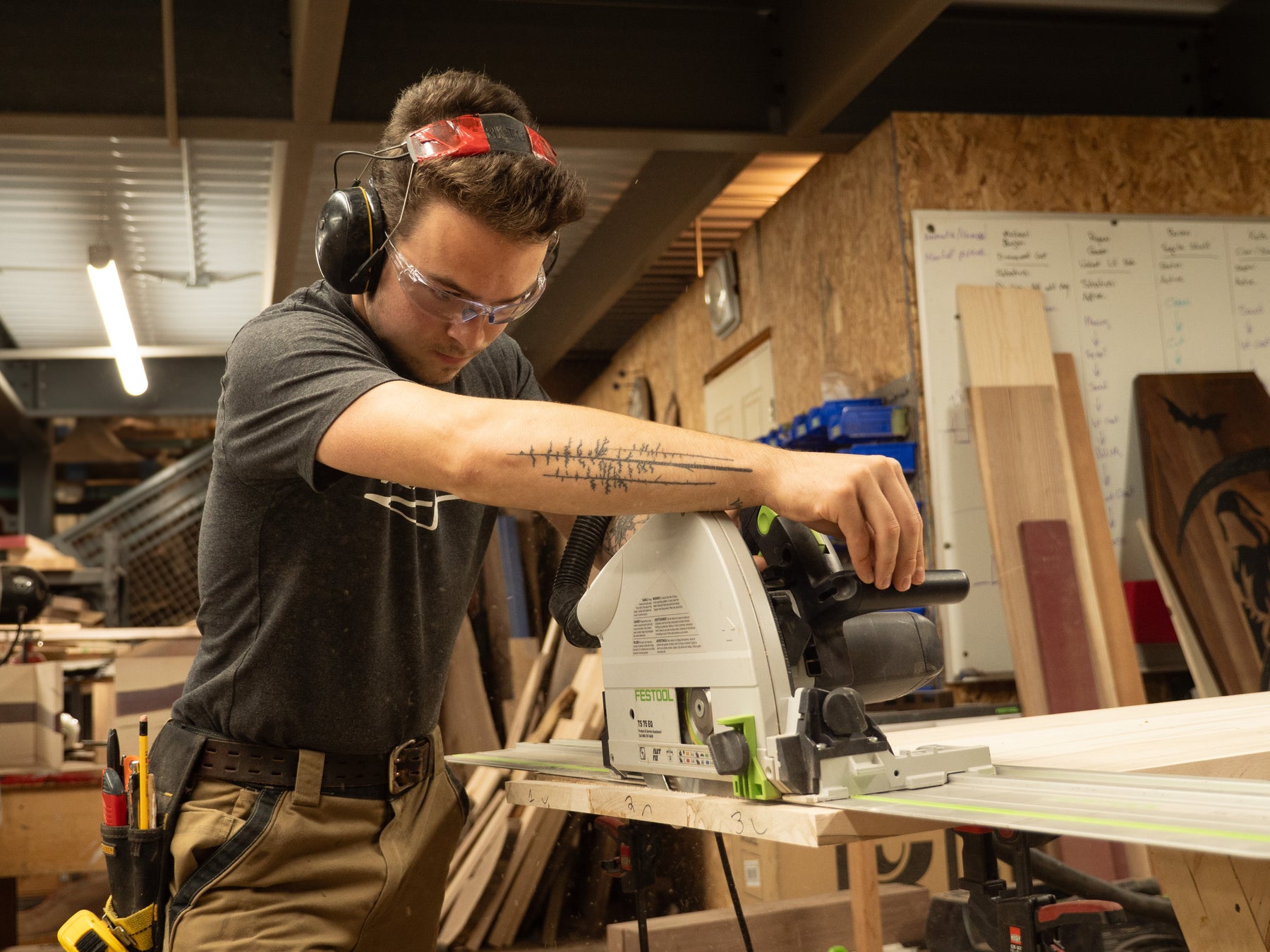 Wood Cutting Services in Barrie: Your Complete Guide to a Flawless Project