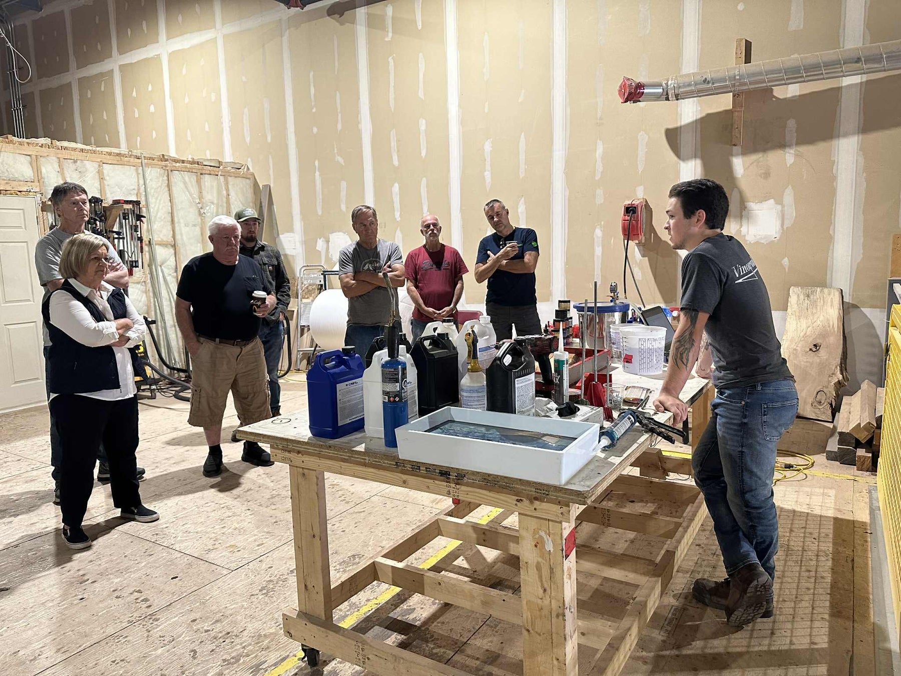 Live Epoxy Basics Seminar at Vinogradofff – October 4, 2025