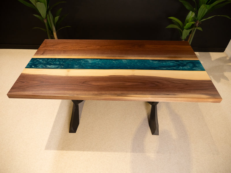 6 leg River Table