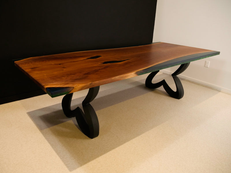 Green & Blue Book-Matched Dinner Table