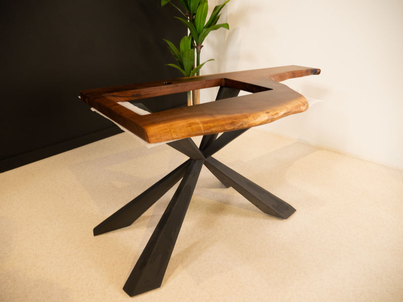 Custom table for sink