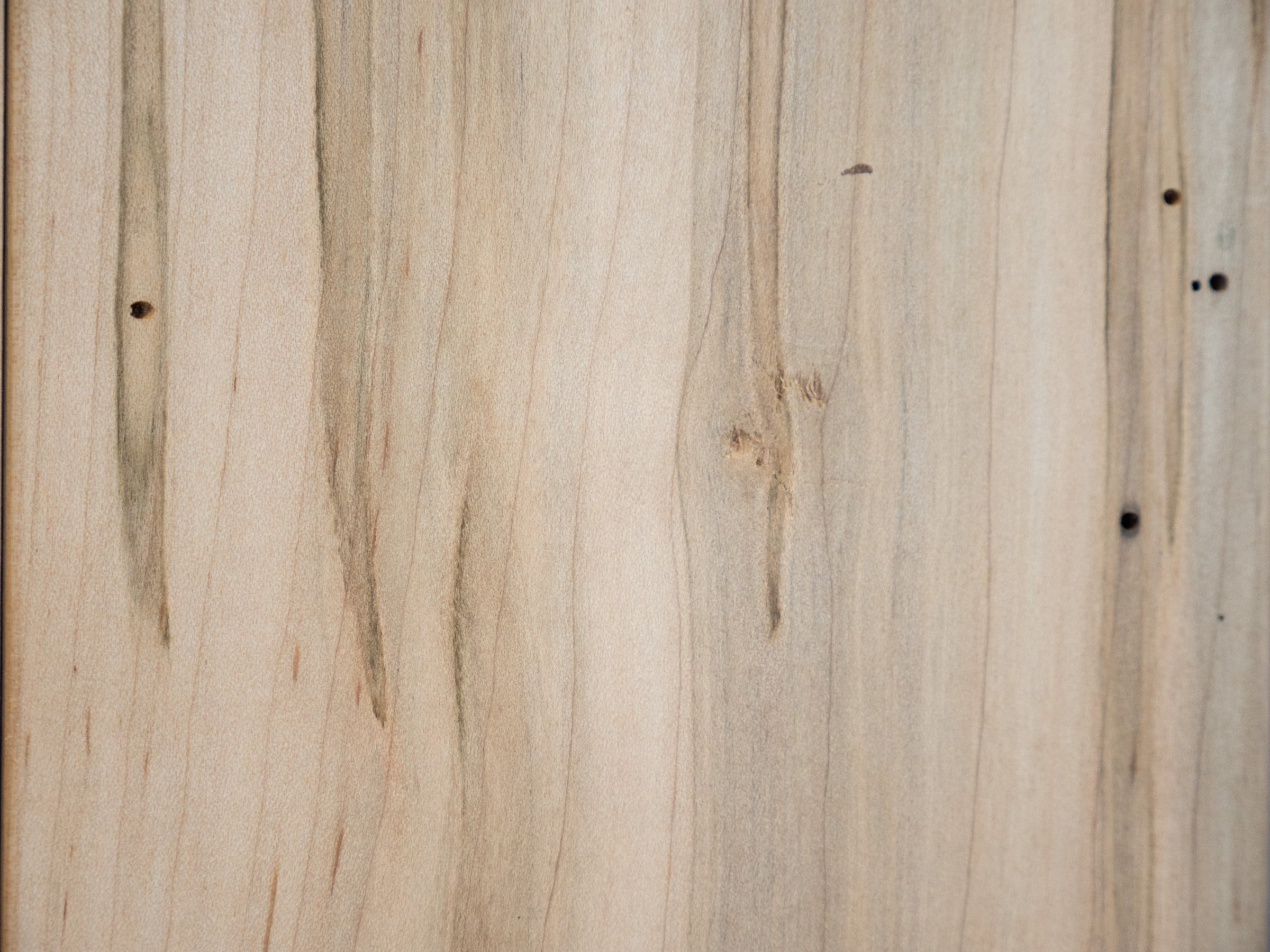 Dimensional Soft Wormy Maple 4/4